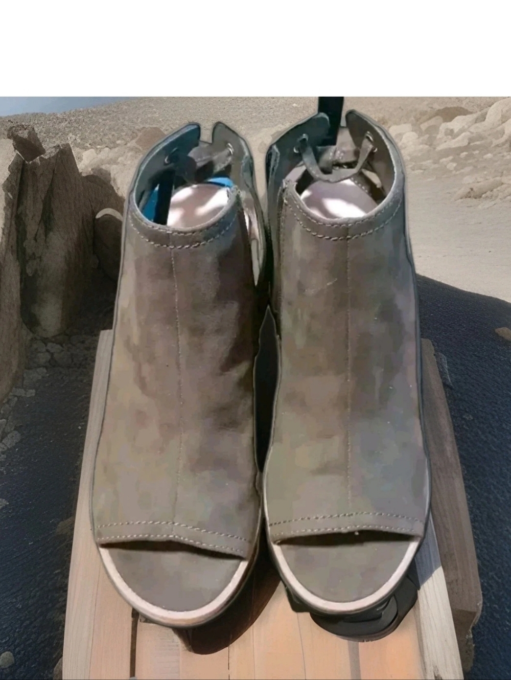 Lauren Conrad 9.5M Olive Green Suede Tie Ankle Boots Peep Toe Chunky Wide Heels